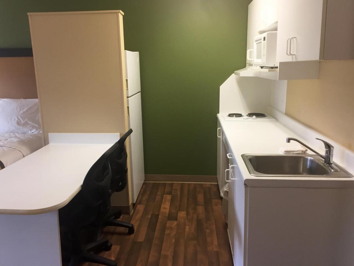 Extended Stay America Select Suites - Chicago - Hanover Park Bagian luar foto