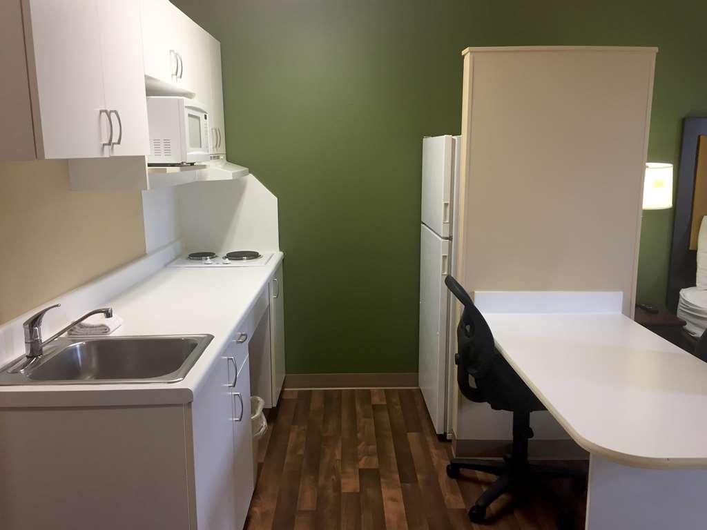 Extended Stay America Select Suites - Chicago - Hanover Park Ruang foto