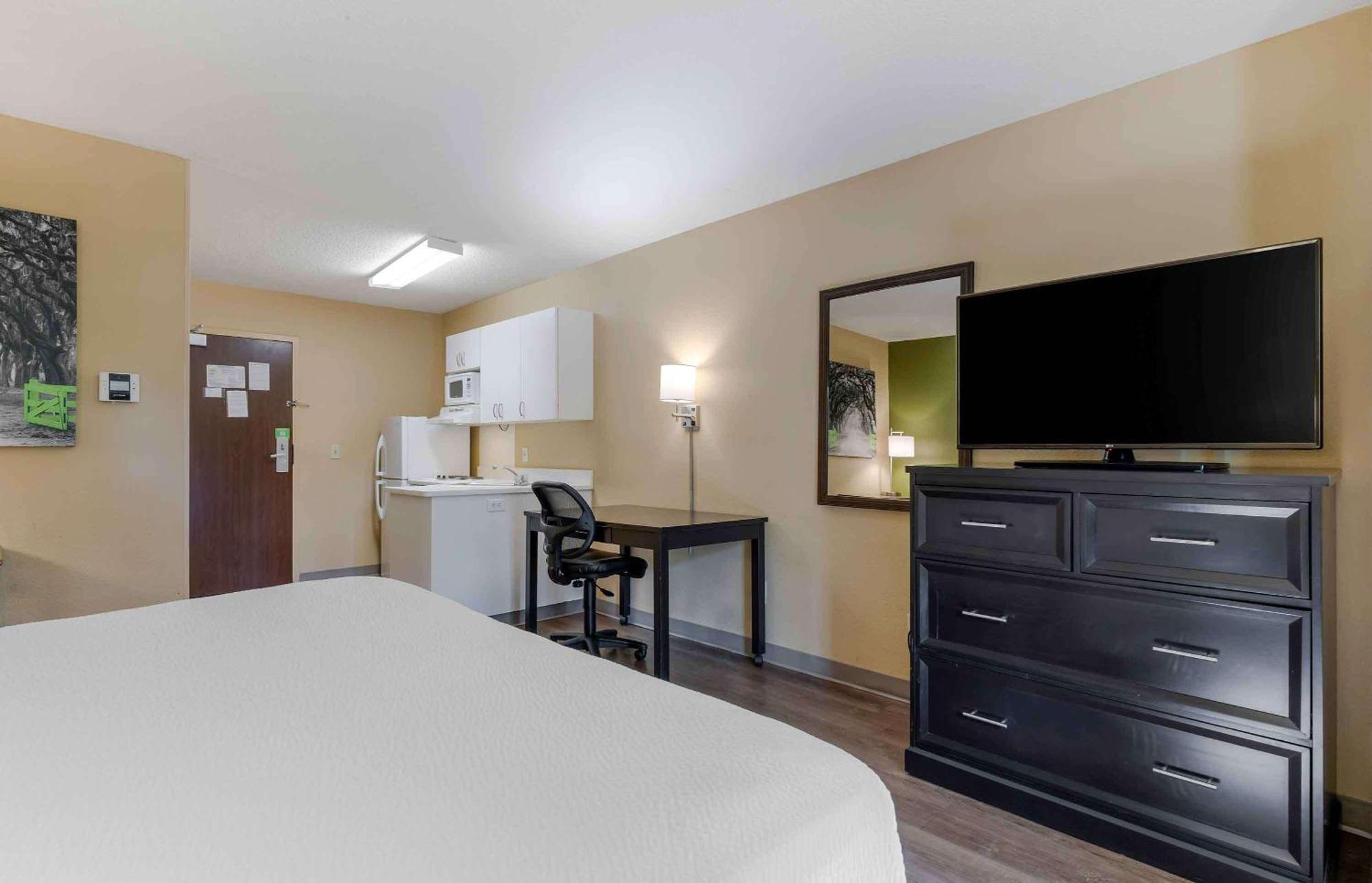 Extended Stay America Select Suites - Chicago - Hanover Park Bagian luar foto