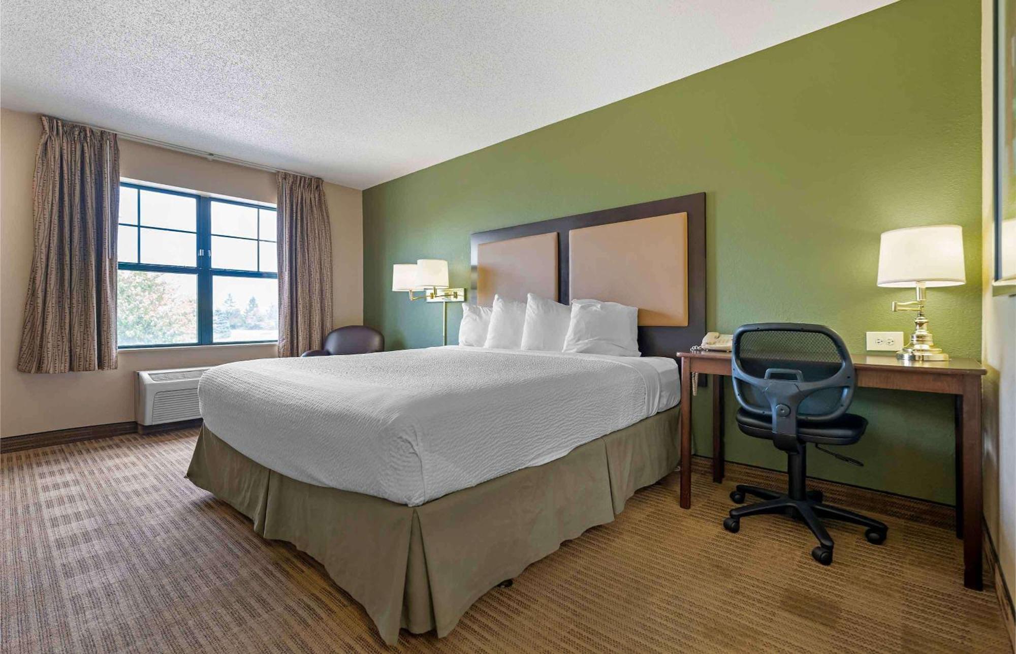 Extended Stay America Select Suites - Chicago - Hanover Park Bagian luar foto