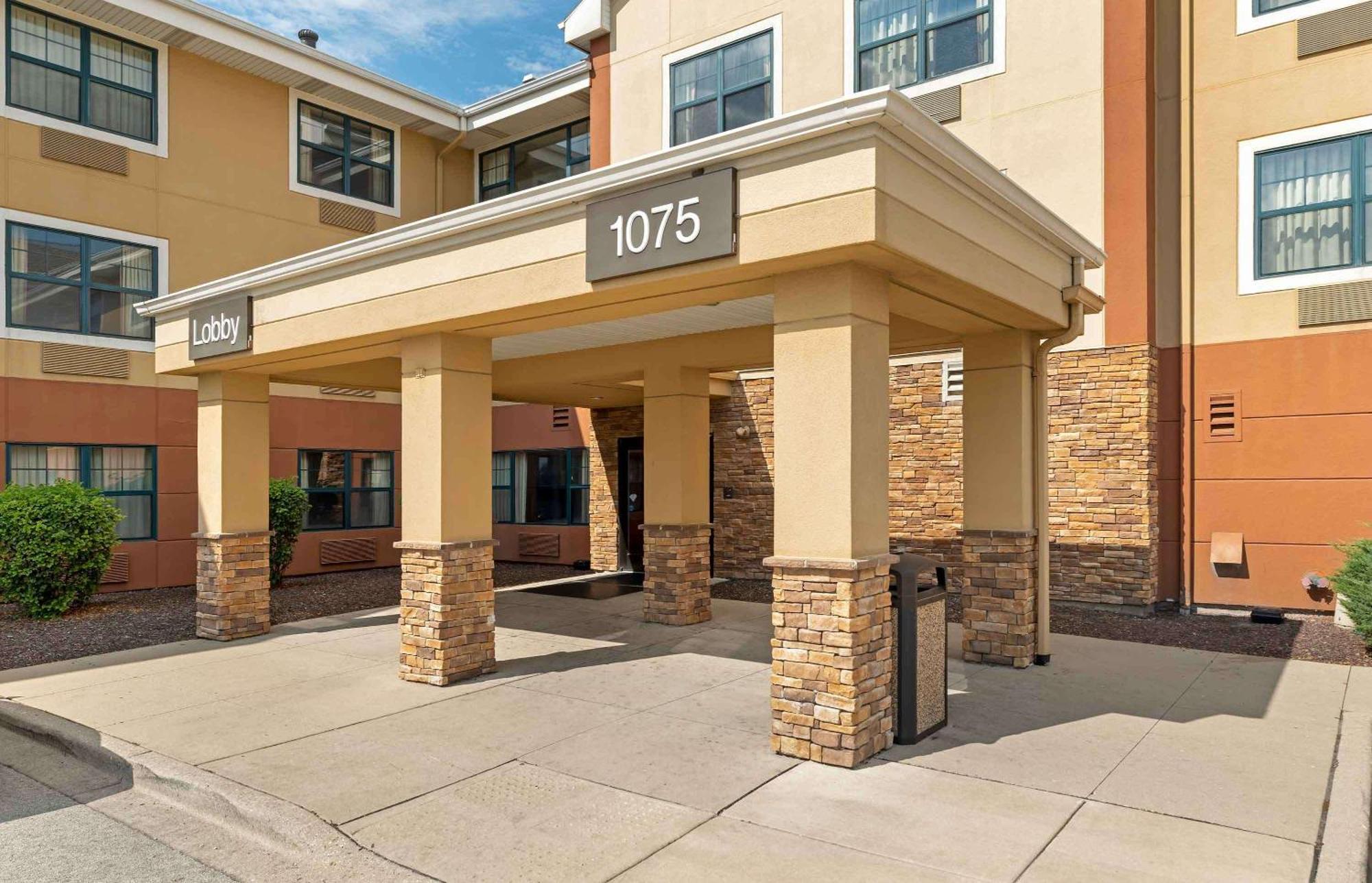 Extended Stay America Select Suites - Chicago - Hanover Park Bagian luar foto