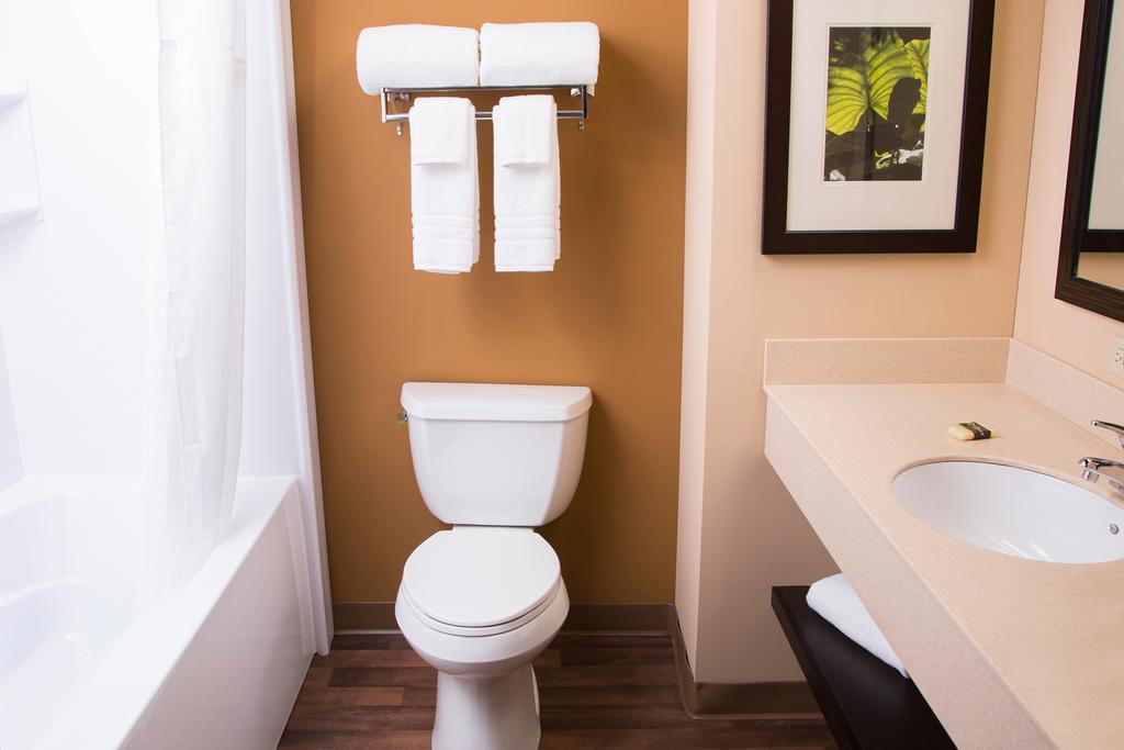 Extended Stay America Select Suites - Chicago - Hanover Park Bagian luar foto