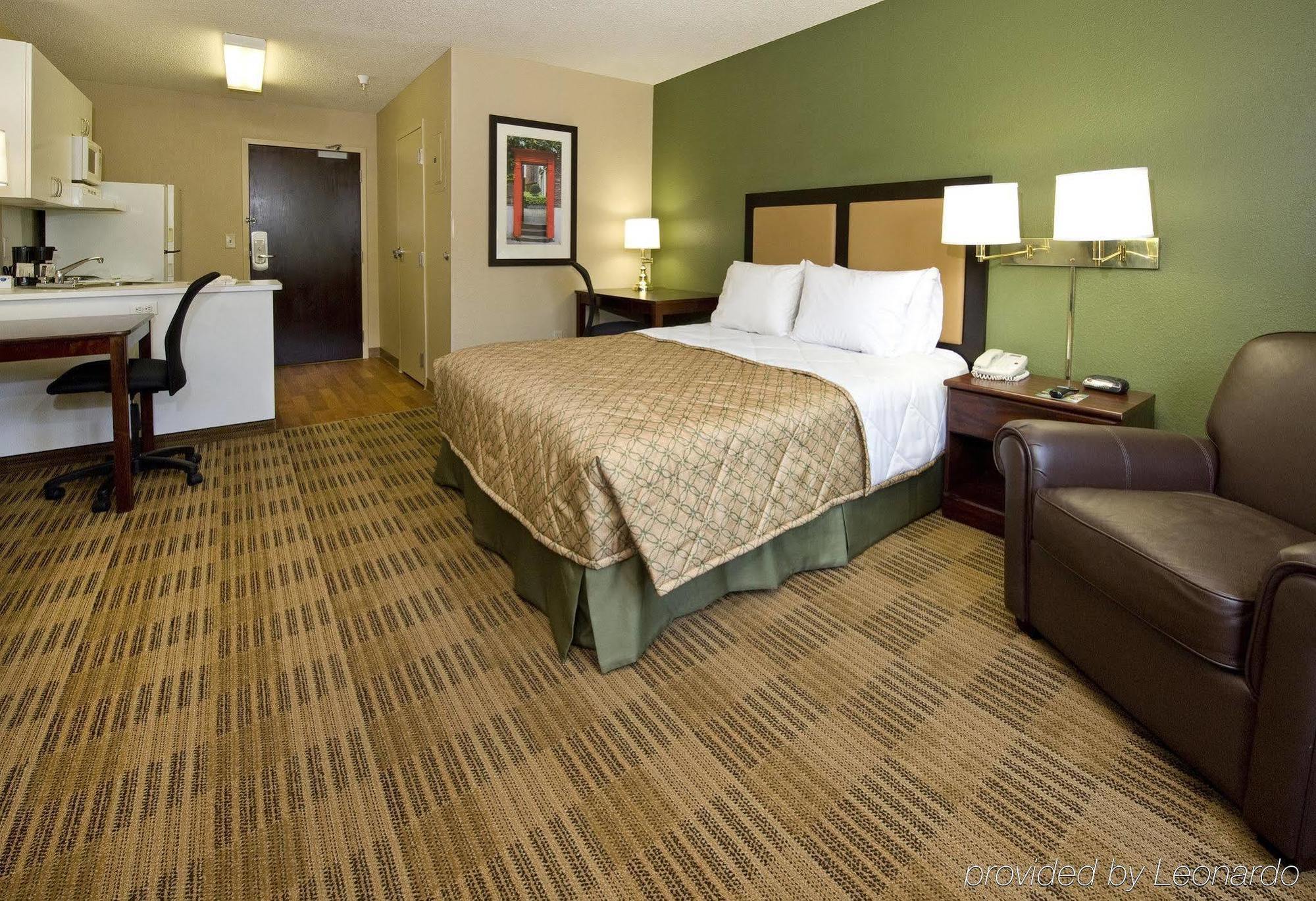 Extended Stay America Select Suites - Chicago - Hanover Park Bagian luar foto