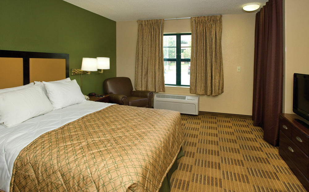 Extended Stay America Select Suites - Chicago - Hanover Park Bagian luar foto